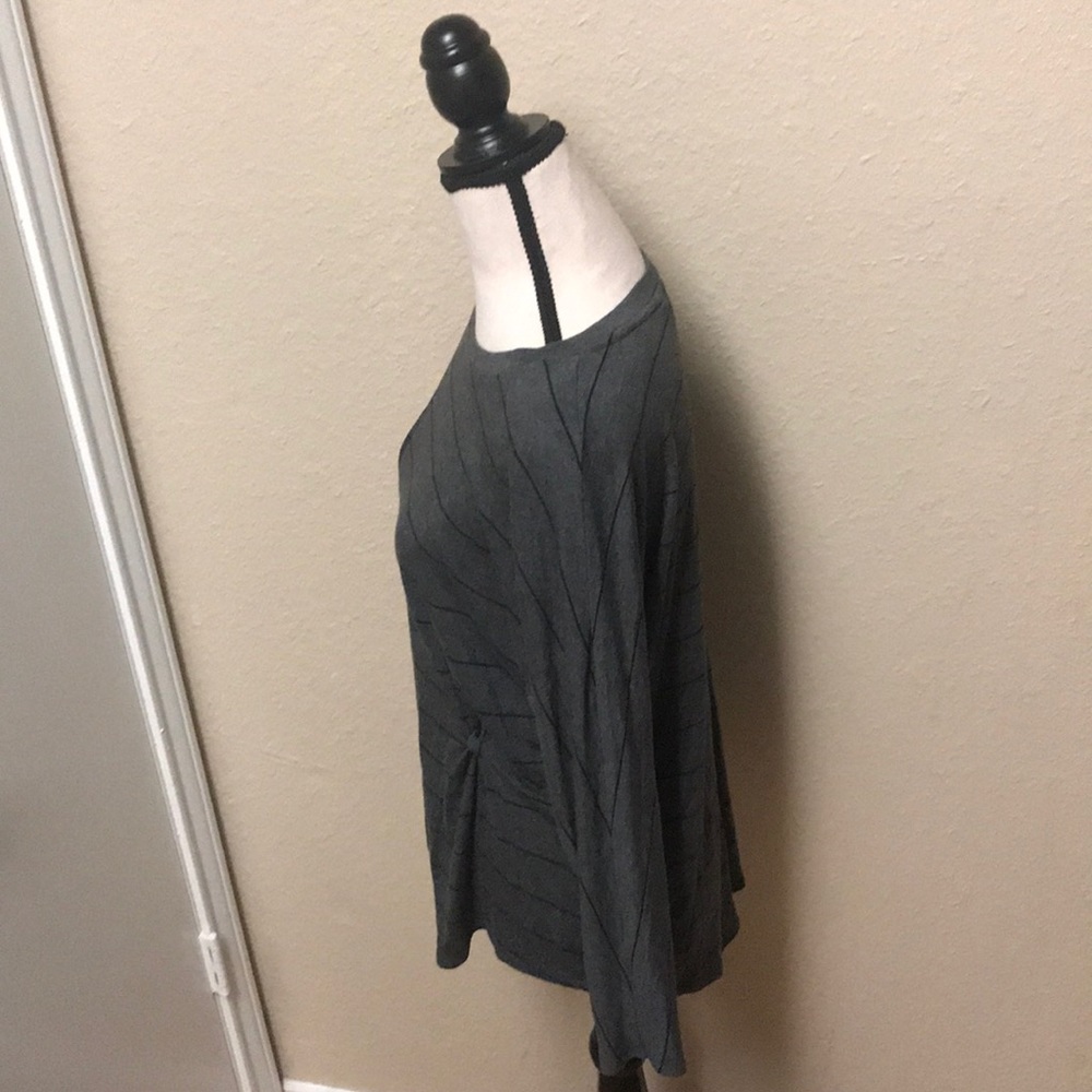 Banana Republic Lightweight Sweater~Size M - Picture 3 of 4
